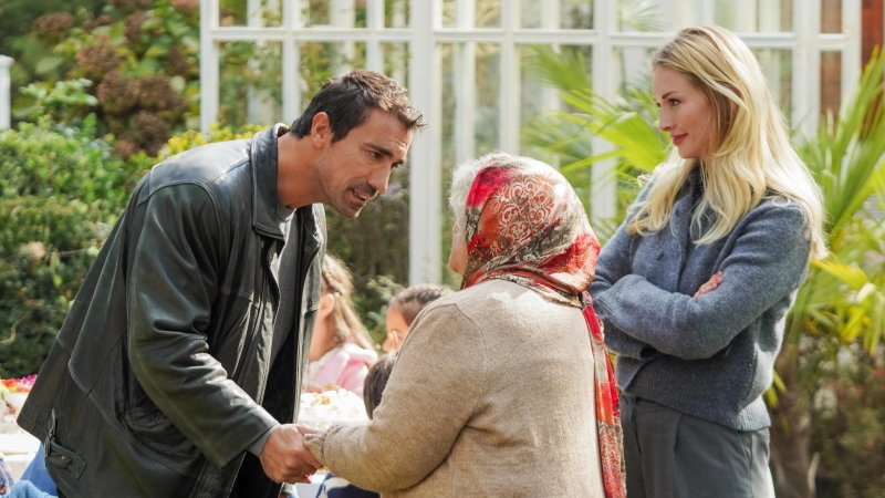 Разлука тоже часть любви 1 серия смотреть онлайн Video preview